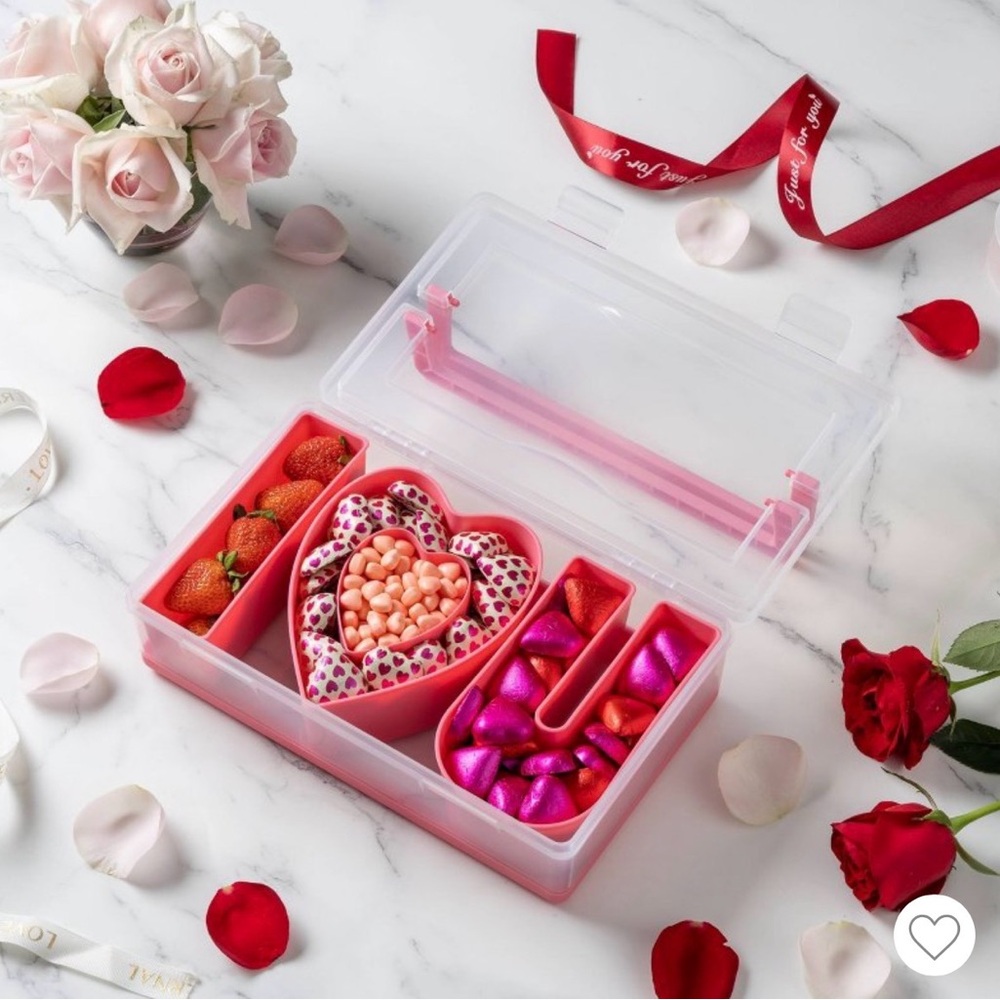 I ❤️ U candy storage container